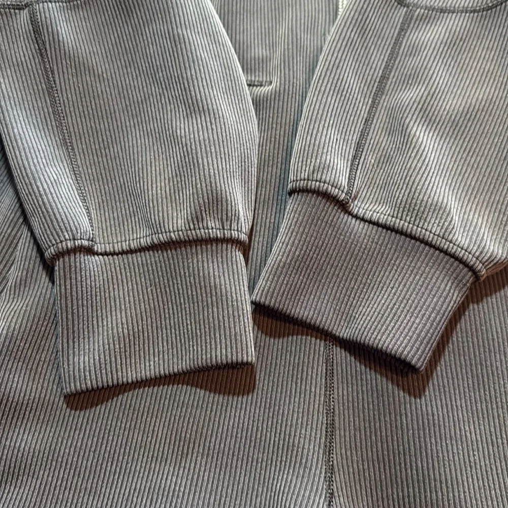 Lululemon Ribbed Softstreme Long Sleeve Romper Shorts‎ Zipper Pockets Black Sz 8